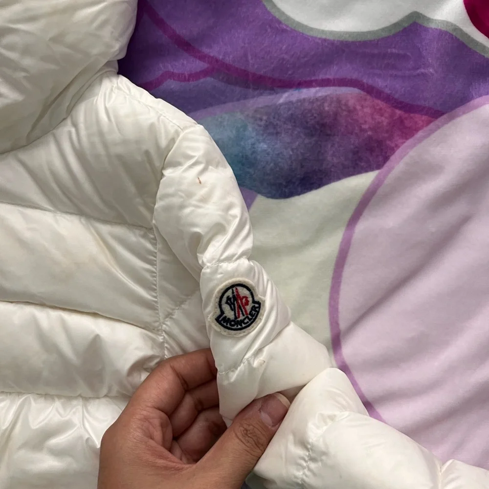 Moncler Kids White Puffer Jacket - Picture 2 of 8
